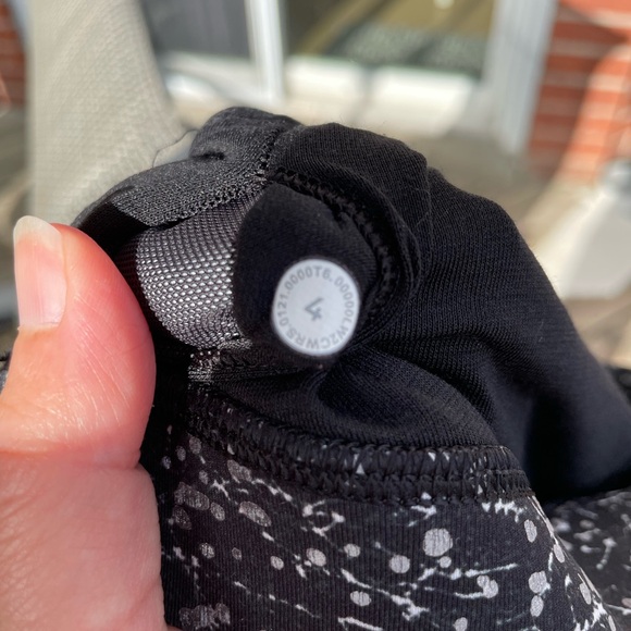 Lululemon Energy Bra - Picture 5 of 5